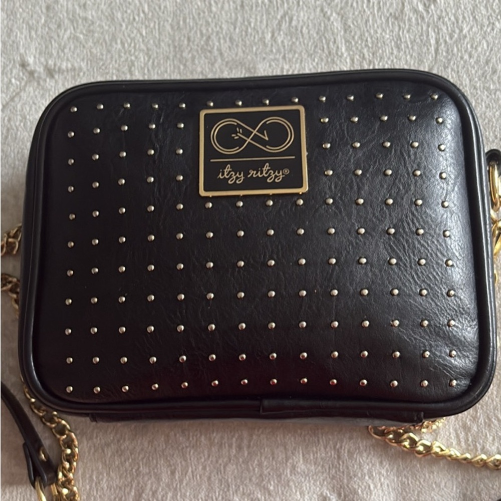 Itzy Ritzy Black and Gold Crossbody diaper Bag with Studded Design great cndt